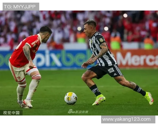 米内竞技迎战巴西国际争夺联赛关键三分的激烈对决