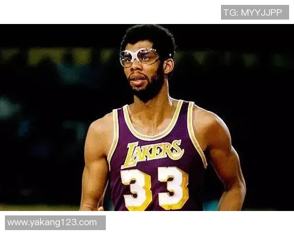 帕斯卡尔西亚卡姆：从边缘球员到NBA明星的华丽转身与奋斗历程