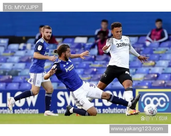 德比郡主场迎战伯明翰力争三分展现球队实力与决心 德比郡主场迎战伯明翰力争三分展现球队实力与决心