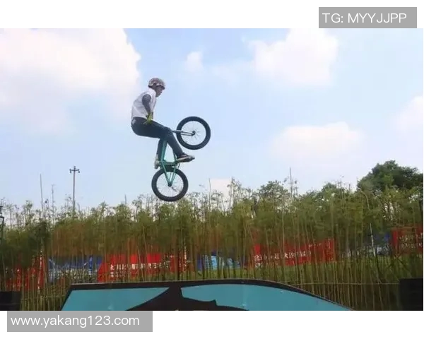 极限运动联赛精彩点评成都街舞队的节奏魅力与表现分析MBA