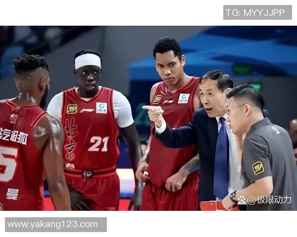 CBA辽宁队与广厦队激战正酣精彩对决引发球迷热议