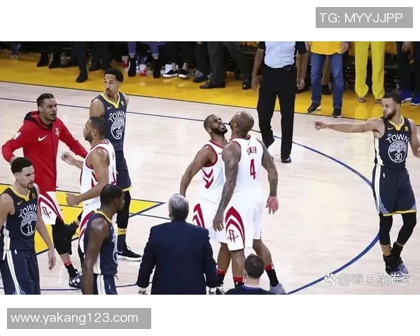 勇士与灰熊季后赛对决数据分析及精彩回顾 勇士与灰熊季后赛对决数据分析及精彩回顾