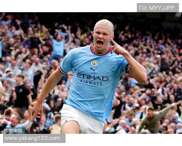 哈兰德：年轻天才如何在足球世界中崭露头角与改变比赛格局