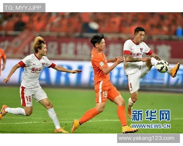 鲁能与力帆对决精彩点评分析揭示比赛关键因素与战术布局